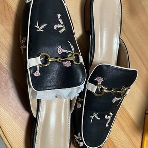 too small i have wide feet